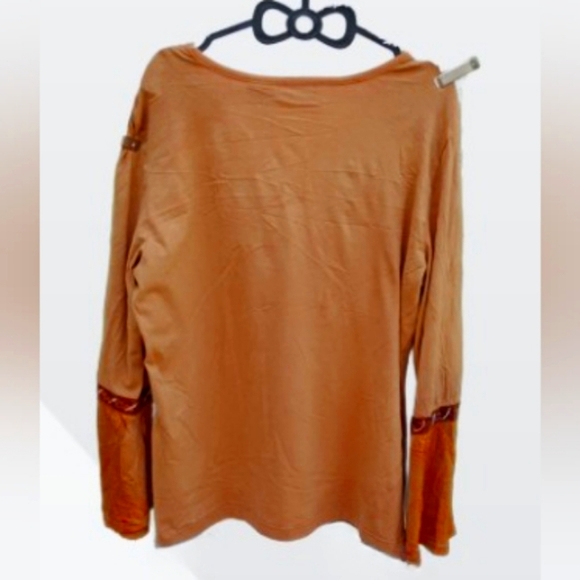 Faded glory top - Picture 2 of 3